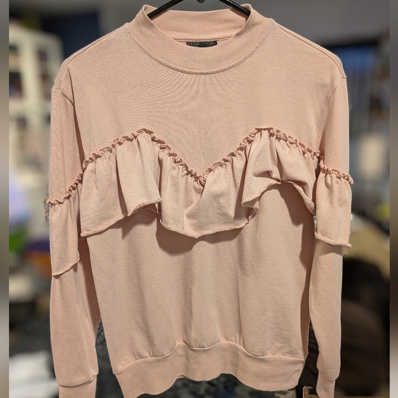 Topshop Blush Pink Ruffle Front Sweatshirt - size US 6 / UK 10 - Picture 2 of 7